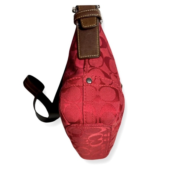Coach Signature “C” Red Jacquard East West Crossbody/Shoulder/Handbag Exc. Cond. - Picture 6 of 16